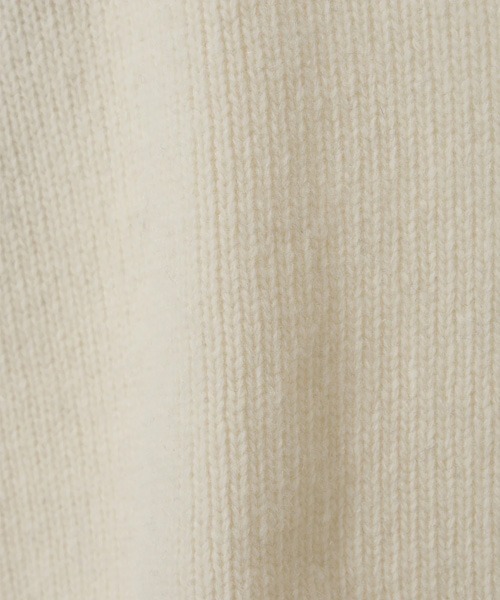 CREDONA（クレドナ）の「HAMILTON V NECK KNIT（ニット/セーター・レディース・グレー/アイボリー/ネイビー・FREE）」の15枚目の写真