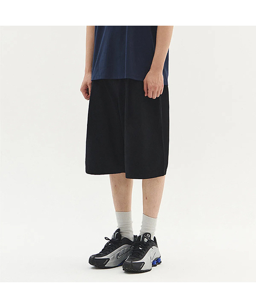XERO(ゼロ)の「ディープワンタックコットンウォッシュドバンディングショーツ(その他パンツ・レディース・カーキ/ブラック/Beige/チャコール・MEDIUM/LARGE)」の2枚目の写真