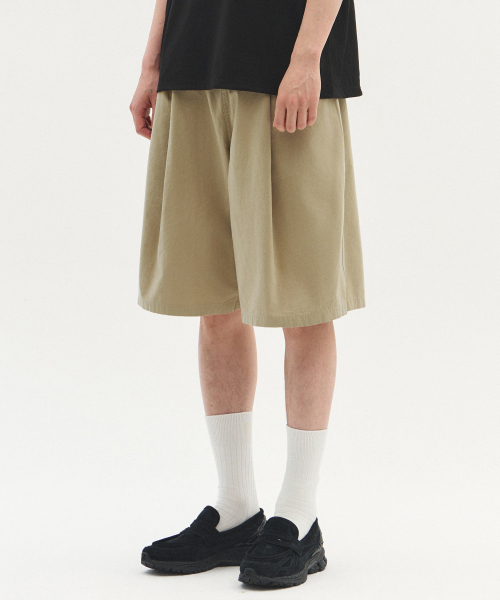 XERO(ゼロ)の「ディープワンタックコットンウォッシュドバンディングショーツ(その他パンツ・レディース・カーキ/ブラック/Beige/チャコール・MEDIUM/LARGE)」の6枚目の写真