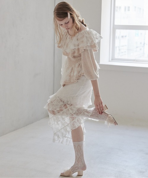 etre loin（エトルワン）の「Shiny lace frill knit top（ニット/セーター・レディース・グレー/ホワイト/ベージュ・M）」の12枚目の写真