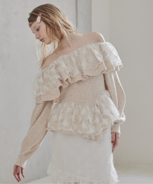 etre loin(エトルワン)の「Shiny lace frill knit top(ニット/セーター・レディース・グレー/ホワイト/ベージュ・M)」の4枚目の写真