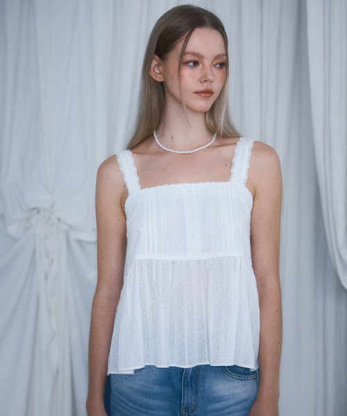 ROSEFRANTZ（ロゼフランツ）の「Pintuck Sleeveless Blouse [White]（シャツ/ブラウス・レディース・ホワイト・OS）」の3枚目の写真