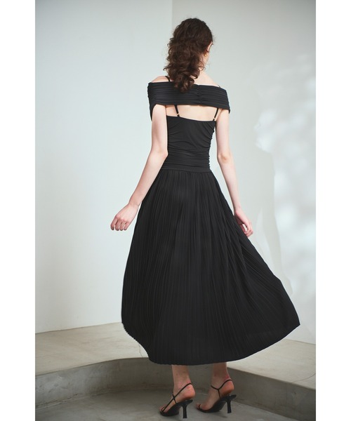 【新品未使用】Estella.k Arabella Pleaded Dress Arabella Pleaded Dress オフショルプリーツカットドレス（ワンピース