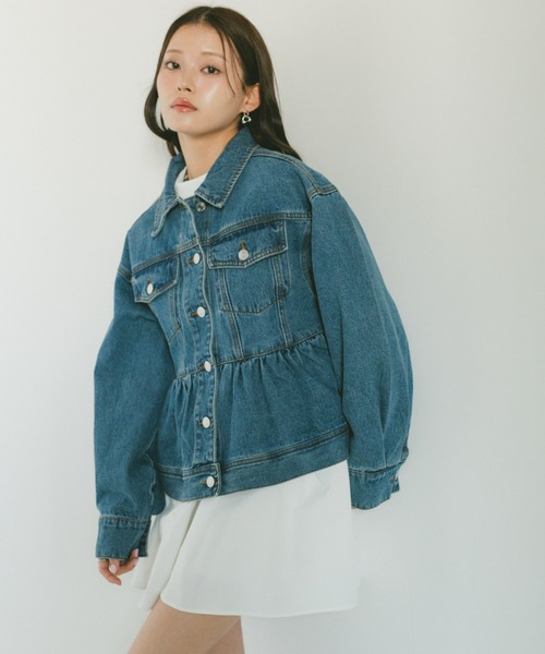VANNIE U(ヴァニーユー)の「フリルペプラムデニムジャケット(デニムジャケット・レディース・ライトブルー/ブルー・FREE)」の9枚目の写真