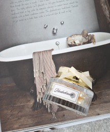 MILLION CARATS | 《SWATi 》ラグジュアリーなバスタイムを演出する特別な入浴料-BATH PEARL Rsize(入浴剤・バスケア)