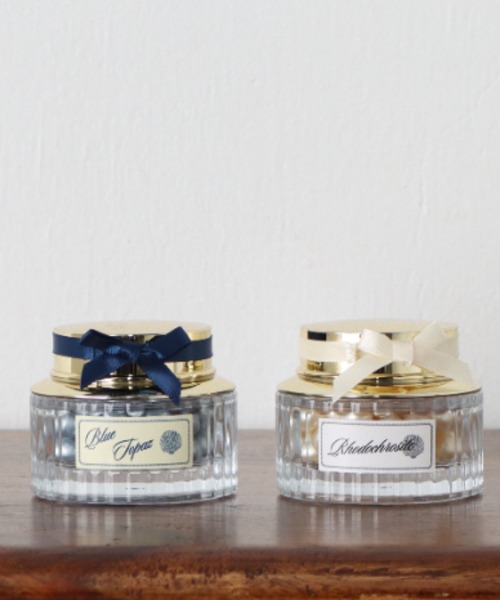 MILLION CARATS(ミリオンカラッツ)の「《SWATi 》ラグジュアリーなバスタイムを演出する特別な入浴料-BATH PEARL Rsize(入浴剤・バスケア・レディース・オフホワイト/ブルー・FREE)」の3枚目の写真