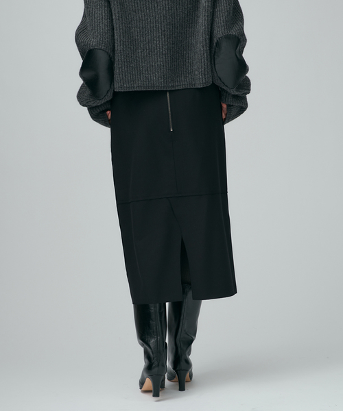 VERMEIL par iena（ヴェルメイユパーイエナ）の「woolギャバ I line スカート（スカート・レディース・ブラック/ブラウン・36/38）」の4枚目の写真