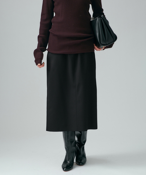 VERMEIL par iena（ヴェルメイユパーイエナ）の「woolギャバ I line スカート（スカート・レディース・ブラック/ブラウン・36/38）」の10枚目の写真