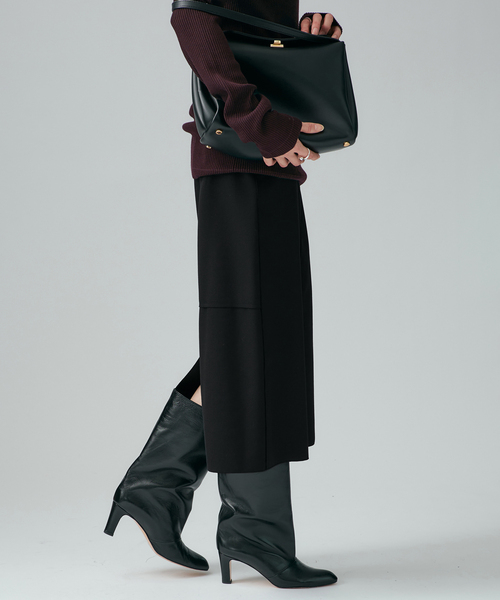 VERMEIL par iena（ヴェルメイユパーイエナ）の「woolギャバ I line スカート（スカート・レディース・ブラック/ブラウン・36/38）」の11枚目の写真
