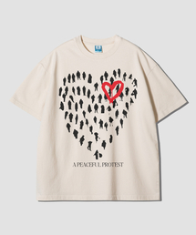 GRANFINNY（グランフィニ）の「ラブアンドピース オーバーサイズ 半袖Tシャツ-ナチュラルコットン（Tシャツ/カットソー）」