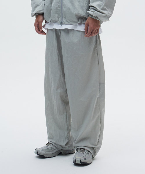 DURTの「TRAVEL RIPSTOP PANTS (GREY)(スウェットパンツ・レディース・その他・LARGE/MEDIUM/SMALL)」の1枚目の写真