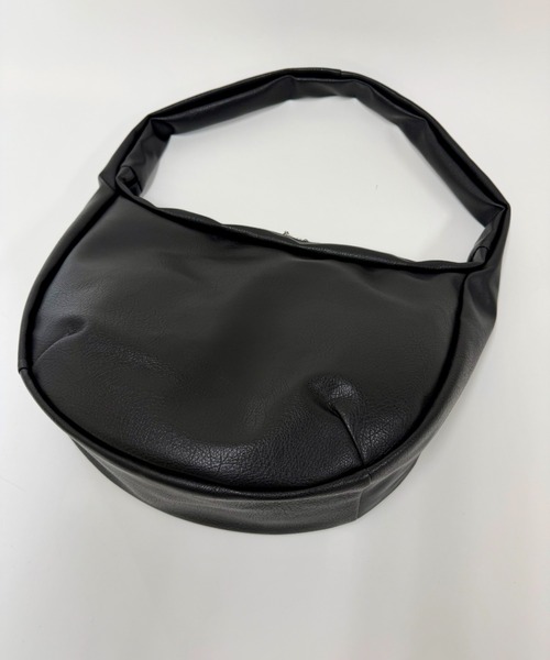 DEVICE(デバイス)の「DEVICE PU レザー ビッグ ショルダーバッグ(ショルダーバッグ・メンズ・ブラック・FREE)」の3枚目の写真