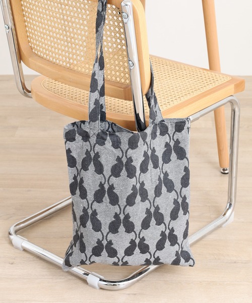 MOTO（モト）の「ジャガードトートバッグ（トートバッグ・レディース・グレー/ベージュ/イエロー/グレー系1/ブラック/バイオレット/ブルー/ブラウン・ONE SIZE）」の2枚目の写真