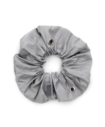 UNDERCONTROL STUDIO（アンダーコントロールスタジオ）の「アイレットスクランチヘアゴム SCRUNCHIE / MID / EYELET / WS / SILVER（シュシュ）」
