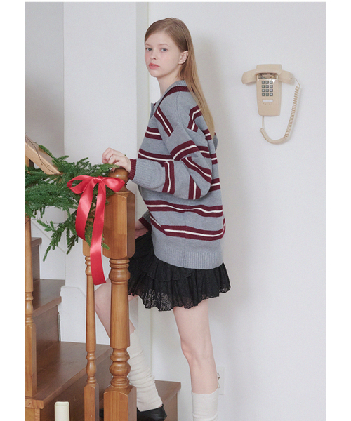 MICANE(ミケーネ)の「トビー ストライプカラー ニット(ニット/セーター・レディース・チャコール/ネイビー・SMALL/MEDIUM/LARGE/X-LARGE)」の8枚目の写真