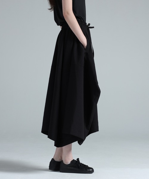 Y-3（ワイスリー）の「Y-3 SPORT UNIFORM SKIRT（スカート・レディース・ブラック・SMALL/X-SMALL/XX-SMALL/MEDIUM）」の2枚目の写真