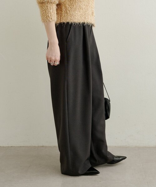 Omekashi（オメカシ）の「タックワイドスラックス（スラックス・レディース・ピンク/ベージュ/チャコールグレー・38/36）」の6枚目の写真