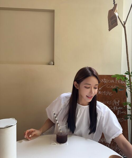 FIELDERS(フィールダーズ)の「SHORTS SHIRRING BLOUSE WHITE(シャツ/ブラウス・レディース・その他・SMALL/MEDIUM)」の10枚目の写真
