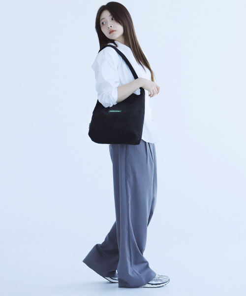 GREEN STUFF（グリーンスタッフ）の「seem full bag 62 - classic corduroy black（ショルダーバッグ・レディース・その他・FREE）」の8枚目の写真