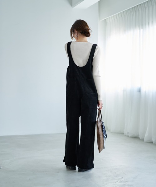STYLE DELI(スタイルデリ)の「コーデュロイワイドサロペット(サロペット/オーバーオール・レディース・パープル/ブラック・01/02)」の18枚目の写真