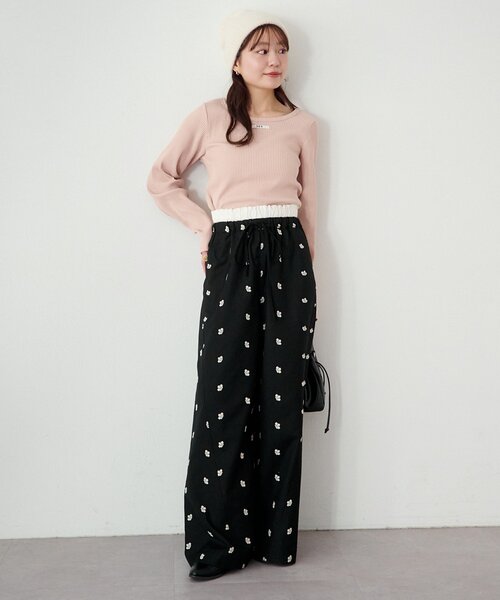 Kastane（カスタネ）の「【新色追加/2サイズ展開/低身長サイズ】フラワーステッチワイドパンツ（その他パンツ・レディース・ブラック/グレー・0/1）」の16枚目の写真