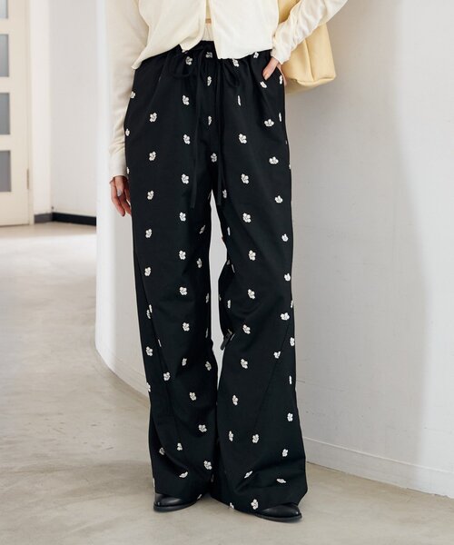 WEB限定追加/2サイズ展開】フラワーステッチワイドパンツ（その他