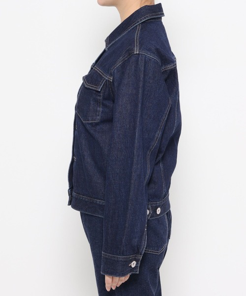 mysty woman（ミスティウーマン）の「KUROKIデニムジャケット 636660（デニムジャケット・レディース・インディゴブルー/ブラック/ブルー・FREE）」の10枚目の写真