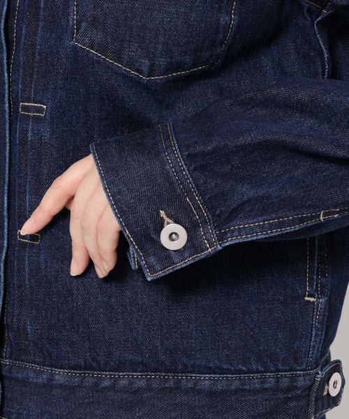 mysty woman（ミスティウーマン）の「KUROKIデニムジャケット 636660（デニムジャケット・レディース・インディゴブルー/ブラック/ブルー・FREE）」の14枚目の写真