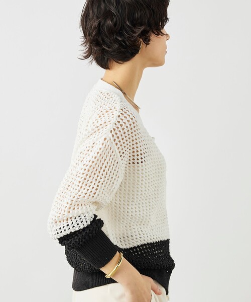 NOLLEY’S(ノーリーズ)の「《手洗い可能》テープメッシュ編Vネックカーディガン(カーディガン/ボレロ・レディース・オフホワイト/ブラック・38)」の14枚目の写真