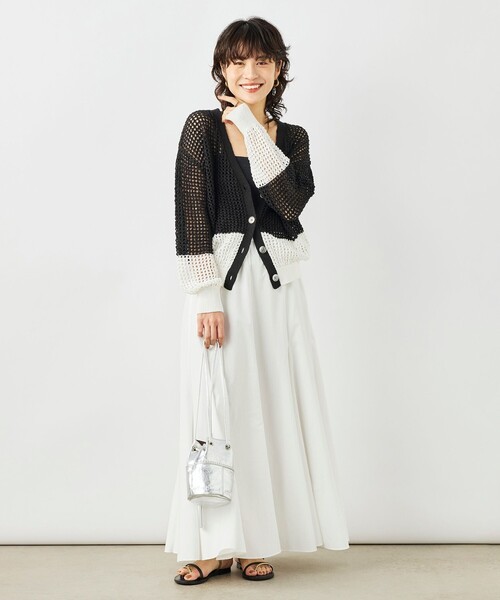 NOLLEY’S(ノーリーズ)の「《手洗い可能》テープメッシュ編Vネックカーディガン(カーディガン/ボレロ・レディース・オフホワイト/ブラック・38)」の15枚目の写真