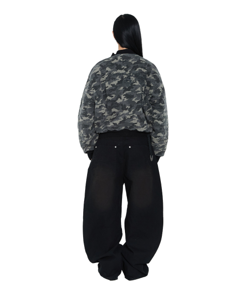 AAKAM(アーカム)の「Distressed Cotton MA-1 Jacket (Camo)(ブルゾン・レディース・その他・1/2)」の6枚目の写真