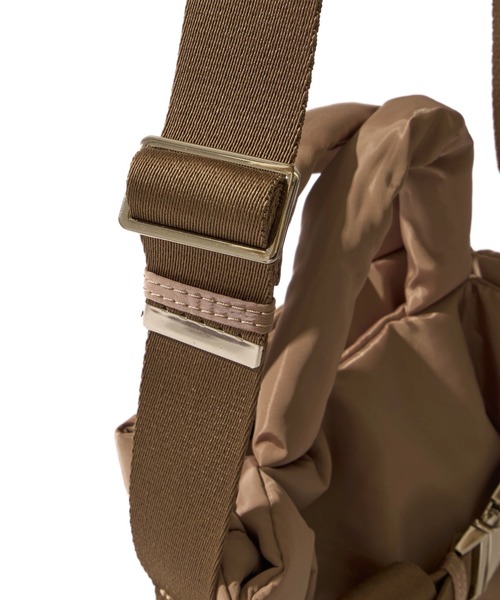 OUTDOOR PRODUCTS(アウトドアプロダクツ)の「【OUTDOOR PRODUCTS / アウトドアプロダクツ】2way Belt Tote ベルト トートバッグ(トートバッグ・レディース・ブラック/アイボリー/モカ・FREE)」の18枚目の写真