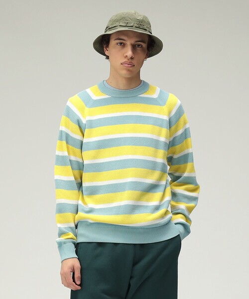 BEAMS PLUS(ビームスプラス)の「Crew Light Multi Stripe(ニット/セーター・メンズ・サックスブルー/ピンク・X-LARGE/SMALL/MEDIUM/LARGE)」の4枚目の写真