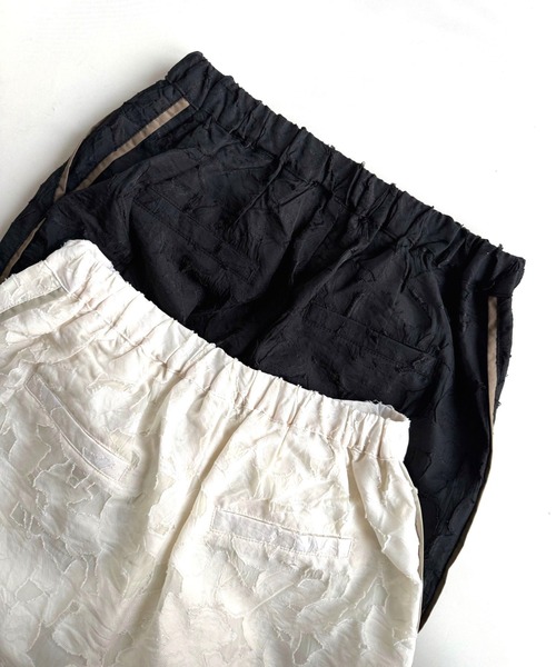 Q（キュー）の「ジャガードワイドパンツ（その他パンツ・レディース・アイボリー/ブラック・MEDIUM）」の4枚目の写真