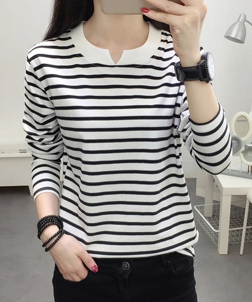 SallyLunn(サリーラン)の「キーネックボーダーロンT(Tシャツ/カットソー・レディース・スミクロ/ホワイト・LARGE/MEDIUM)」の1枚目の写真
