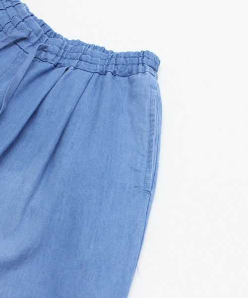 RNA-N（アールエヌエーエヌ）の「R4442 5.3ozデニムギャザーパンツ（デニムパンツ・レディース・ライトインディゴブルー・FREE）」の13枚目の写真