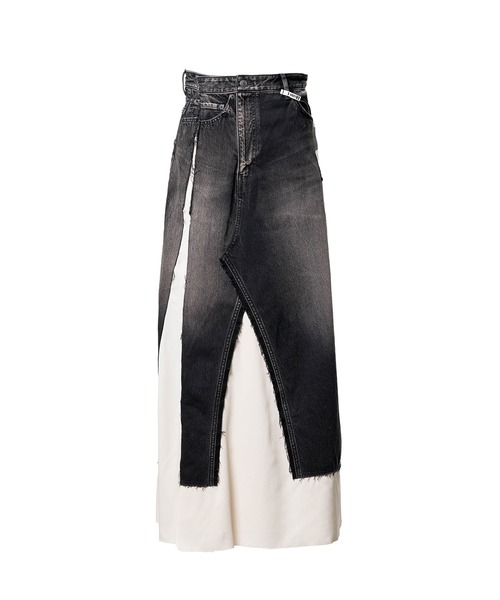 Maison MIHARA YASUHIRO(メゾンミハラヤスヒロ)の「Denim Pants Combined Skirt(スカート・レディース・ブラック/インディゴブルー・38/36)」の1枚目の写真
