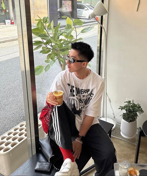 AEIAEIAE（エイエイエ）の「ユニセックスオーバーサイズグラフィックTシャツ[ホワイト]（Tシャツ/カットソー・メンズ・その他・FREE）」の7枚目の写真
