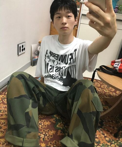 AEIAEIAE（エイエイエ）の「ユニセックスオーバーサイズグラフィックTシャツ[ホワイト]（Tシャツ/カットソー・メンズ・その他・FREE）」の8枚目の写真
