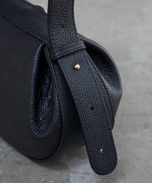 Lui's（ルイス）の「MILLELA FIRENZE / ベルトハンドバッグ（トートバッグ・レディース・ブラック/ダークブラウン/モカ・FREE）」の21枚目の写真