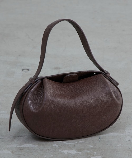 Lui's（ルイス）の「MILLELA FIRENZE / ベルトハンドバッグ（トートバッグ・レディース・ブラック/ダークブラウン/モカ・FREE）」の2枚目の写真