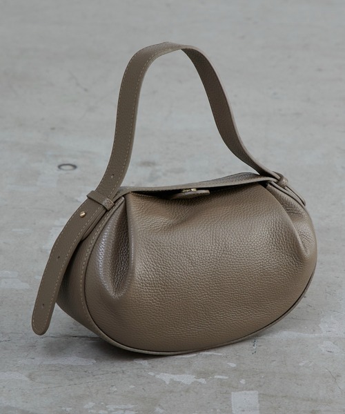 Lui's（ルイス）の「MILLELA FIRENZE / ベルトハンドバッグ（トートバッグ・レディース・ブラック/ダークブラウン/モカ・FREE）」の3枚目の写真