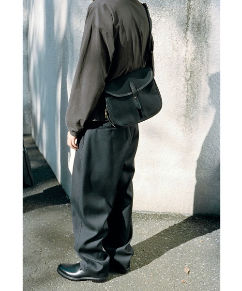 BRADY(ブレディー)の「Brady | STOUR(ショルダーバッグ・レディース・ブラック/ホワイト系その他/カーキ・ONE)」の16枚目の写真