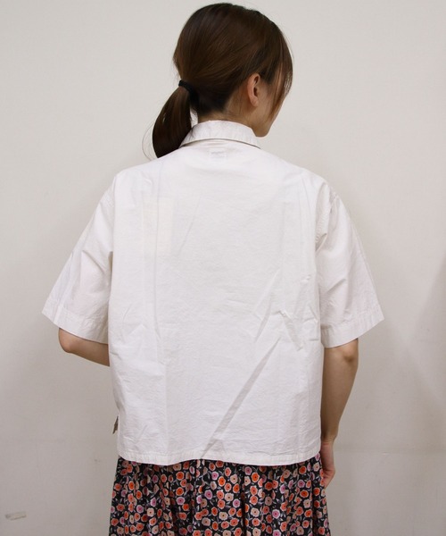 ORCIVAL（オーシバル）の「ORCIVAL/オーシバル　ガーメントダイポプリン レギュラーカラーショートスリーブシャツ　REGULAR COLLAR POPLIN SHORTSLEEVE SHIRT　OR-B0446 GDP（シャツ/ブラウス・レディース・クリーム/ダークベージュ/イエロー・1）」の6枚目の写真