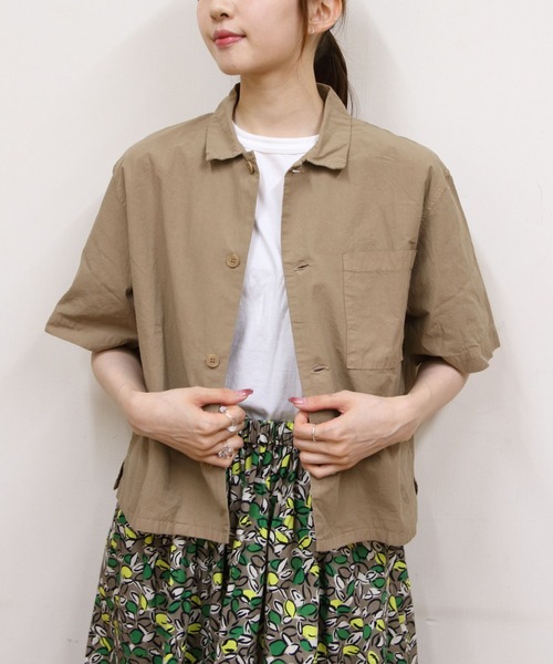 ORCIVAL（オーシバル）の「ORCIVAL/オーシバル　ガーメントダイポプリン レギュラーカラーショートスリーブシャツ　REGULAR COLLAR POPLIN SHORTSLEEVE SHIRT　OR-B0446 GDP（シャツ/ブラウス・レディース・クリーム/ダークベージュ/イエロー・1）」の8枚目の写真