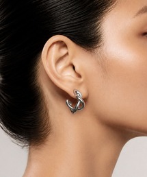 Lyvi（ライビィ）の「Twisted Flow Piercing  / 金属アレルギー対応（ピアス（両耳用））」