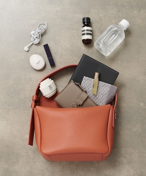 IACUCCI（イアクッチ）の「【予約】スウォーノ ALCE（トートバッグ・レディース・サーモンピンク/キャメル/ブラック・FREE）」の16枚目の写真