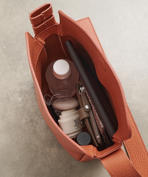 IACUCCI（イアクッチ）の「【予約】スウォーノ ALCE（トートバッグ・レディース・サーモンピンク/キャメル/ブラック・FREE）」の18枚目の写真