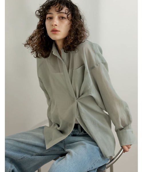 Re:EDIT（リエディ）の「[2026S/S COLLECTION]2WAYシャイニーシアーシャツ（シャツ/ブラウス・レディース・ホワイト/ミント/ブルー/グレー・LARGE/MEDIUM）」の14枚目の写真