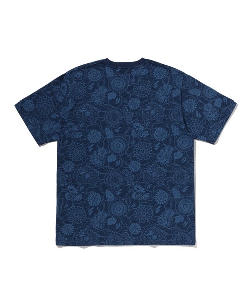 A BATHING APE(アベイシングエイプ)の「JAPANESE INDIGO ART CAMO COLLEGE REGUALR FIT TEE(Tシャツ/カットソー・メンズ・インディゴブルー・X-LARGE/LARGE/MEDIUM/XX-LARGE/SMALL)」の2枚目の写真